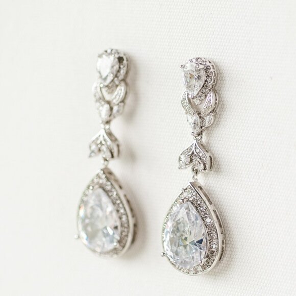 WEDDING EARRINGS SILVER LONG DROP CUBIC ZIRCONIA - Picture 3 of 7